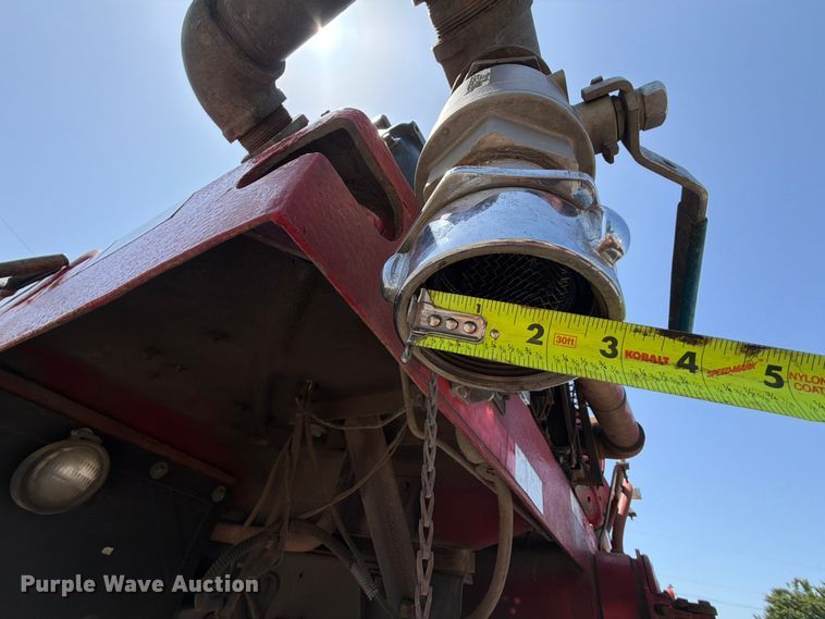 image for item FK5019 1985 Ford F800 pumper fire truck