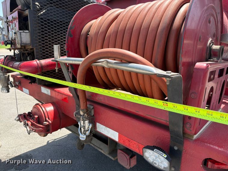 image for item FK5019 1985 Ford F800 pumper fire truck