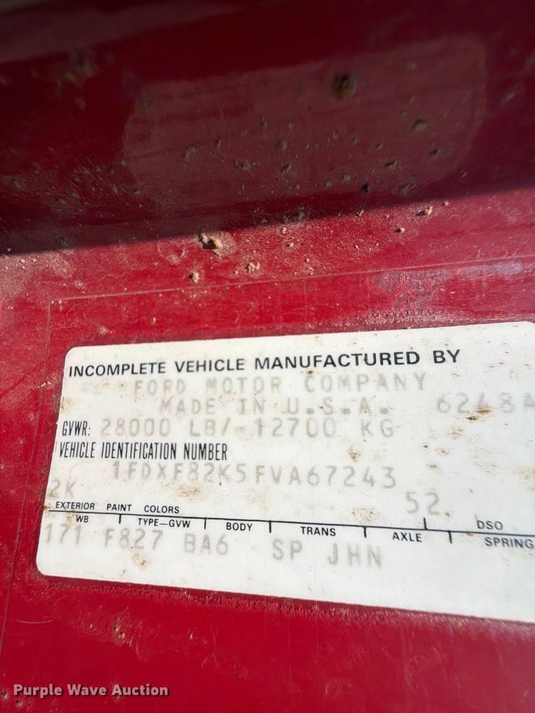 image for item FK5019 1985 Ford F800 pumper fire truck
