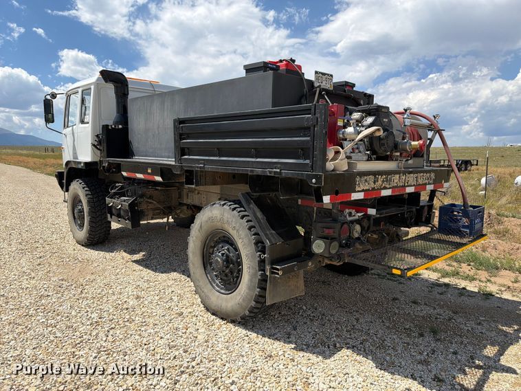 image for item FM7620 1998 Stewart & Stevenson brush fire truck