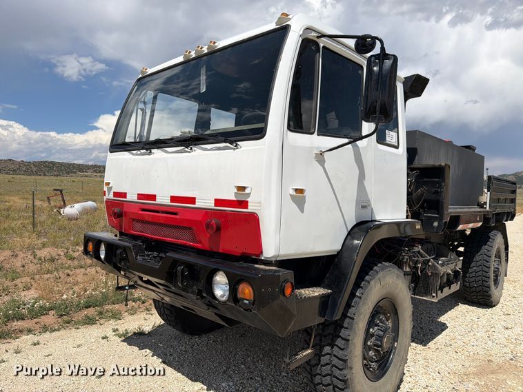 image for item FM7620 1998 Stewart & Stevenson brush fire truck