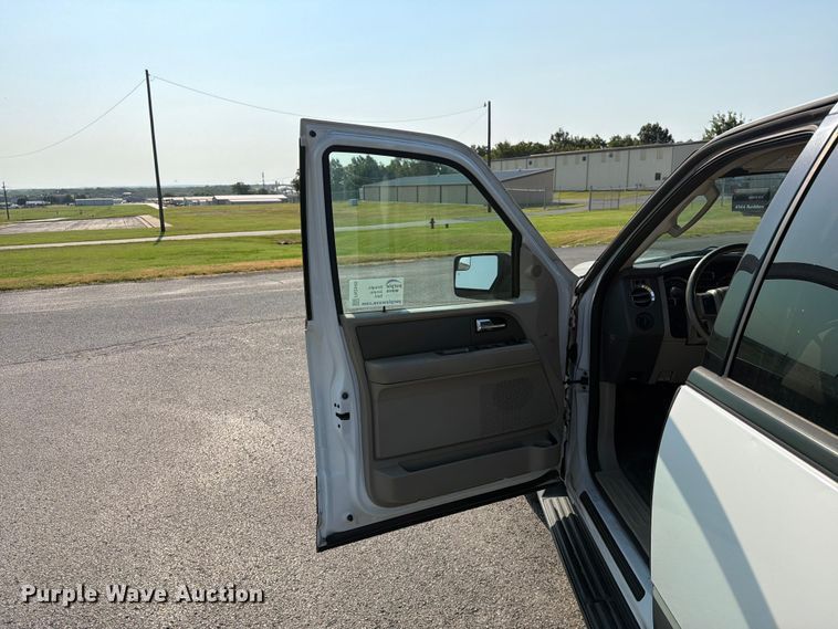 image for item FN2545 2013 Ford Expedition SUV