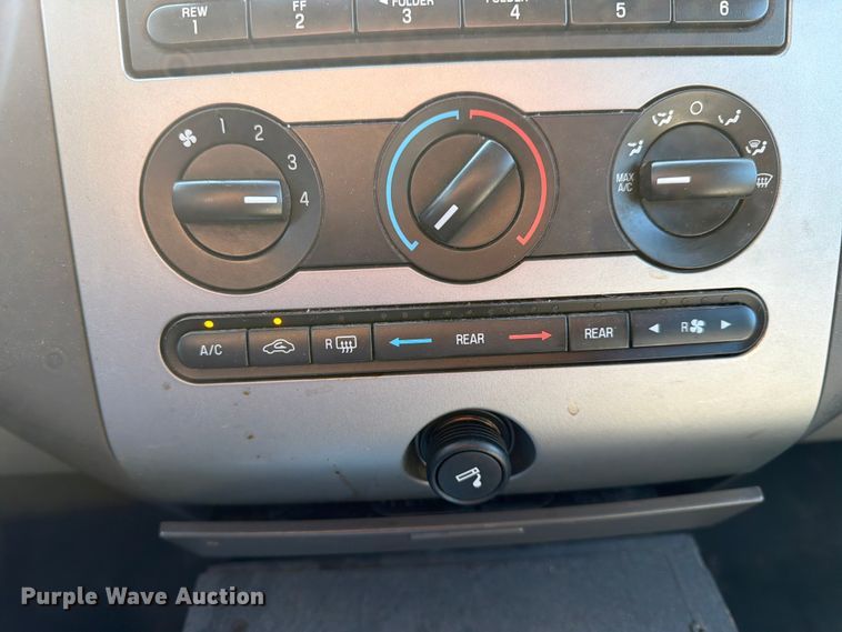 image for item FN2545 2013 Ford Expedition SUV