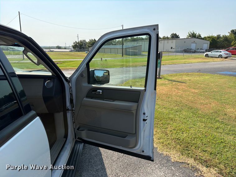 image for item FN2545 2013 Ford Expedition SUV