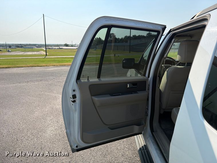 image for item FN2545 2013 Ford Expedition SUV