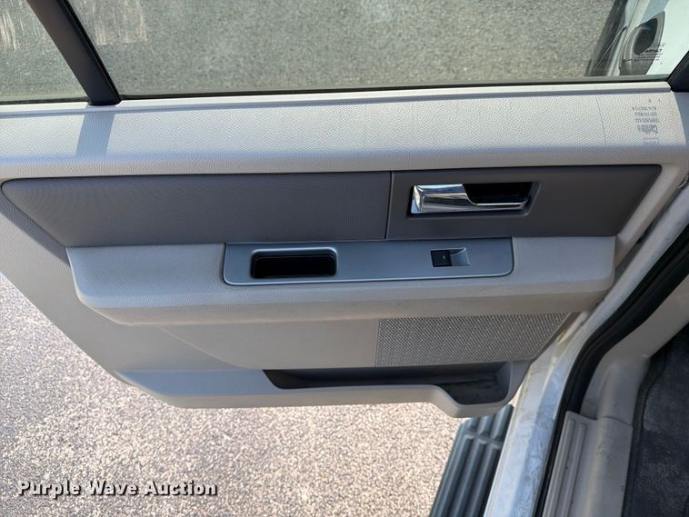 image for item FN2545 2013 Ford Expedition SUV