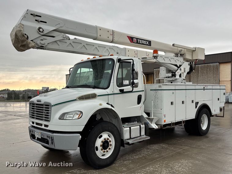 image for item FP3013 2014 Freightliner M2 bucket truck