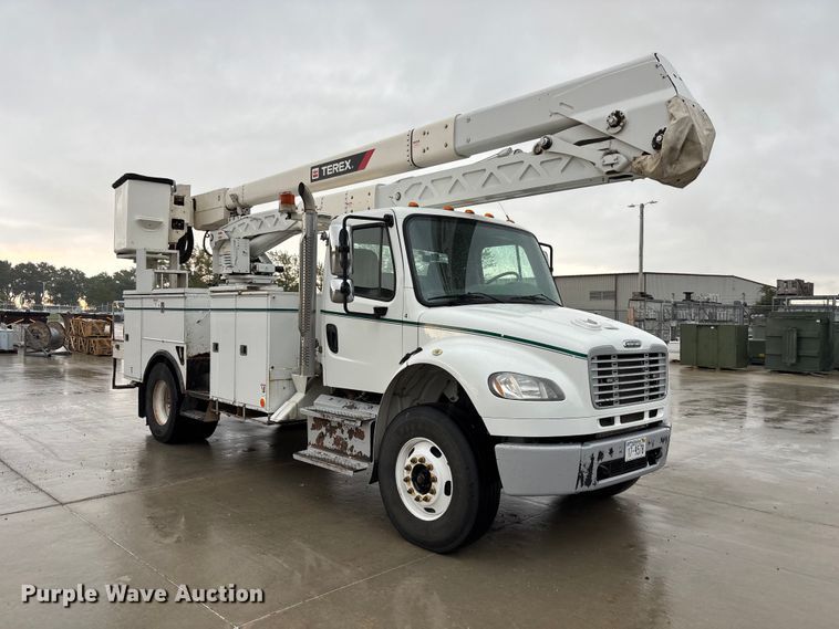 image for item FP3013 2014 Freightliner M2 bucket truck