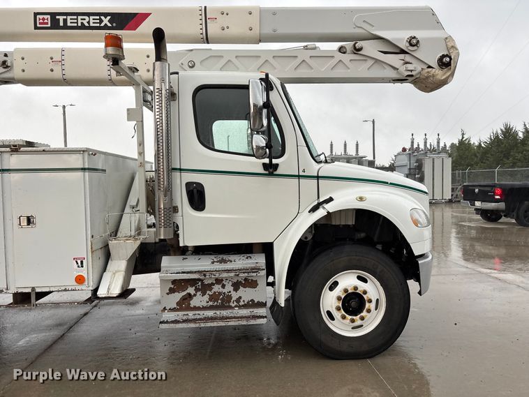 image for item FP3013 2014 Freightliner M2 bucket truck