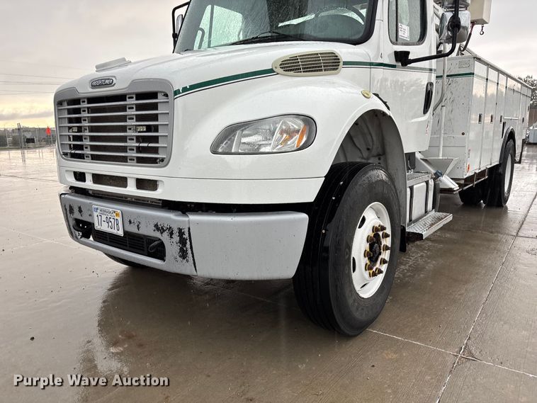 image for item FP3013 2014 Freightliner M2 bucket truck