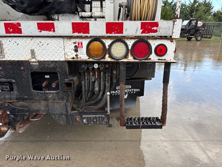 image for item FP3013 2014 Freightliner M2 bucket truck