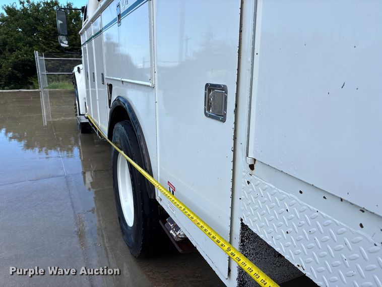 image for item FP3013 2014 Freightliner M2 bucket truck