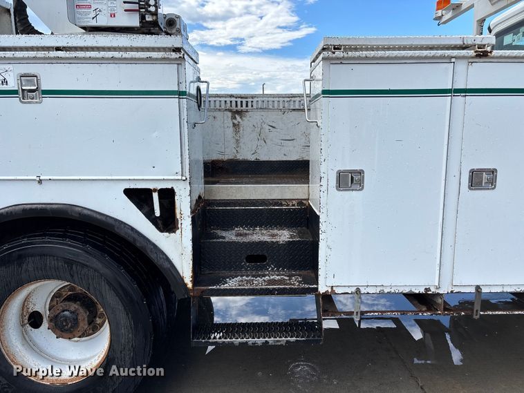 image for item FP3013 2014 Freightliner M2 bucket truck
