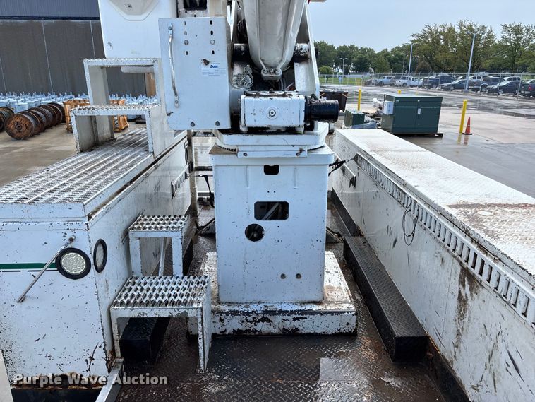 image for item FP3013 2014 Freightliner M2 bucket truck