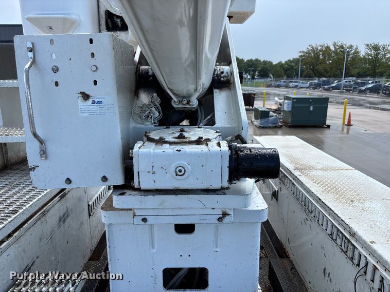 image for item FP3013 2014 Freightliner M2 bucket truck