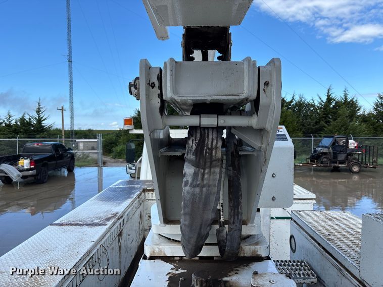 image for item FP3013 2014 Freightliner M2 bucket truck