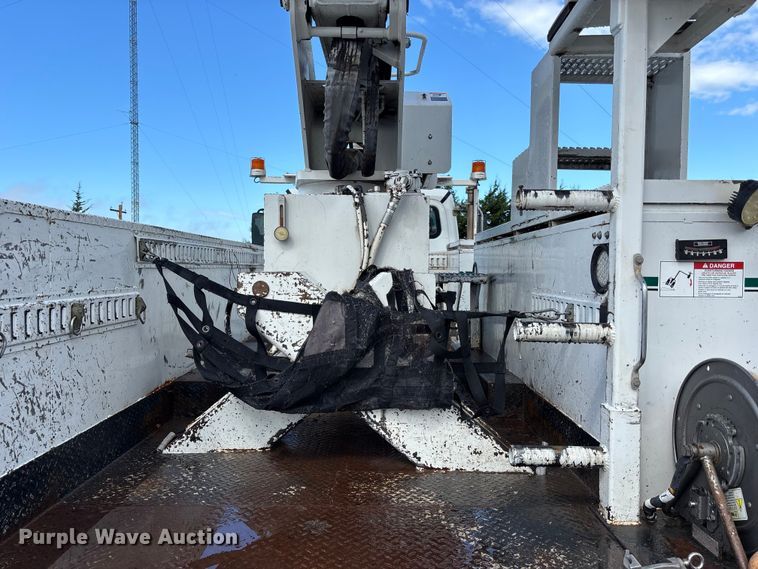 image for item FP3013 2014 Freightliner M2 bucket truck