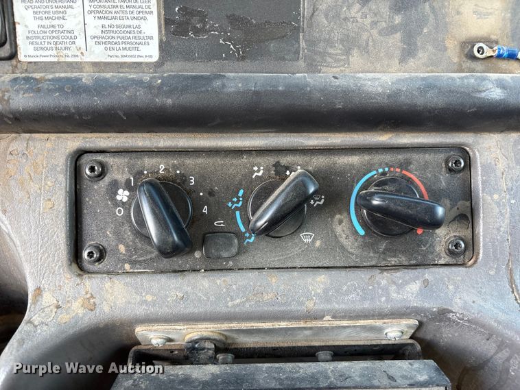 image for item FP3013 2014 Freightliner M2 bucket truck
