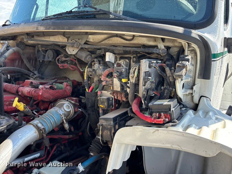 image for item FP3013 2014 Freightliner M2 bucket truck