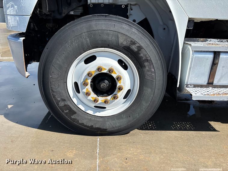image for item FP3013 2014 Freightliner M2 bucket truck