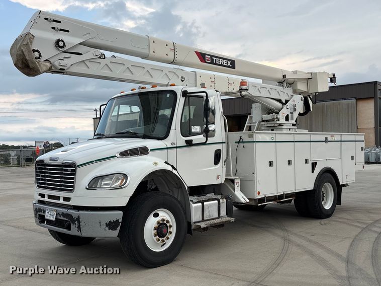 image for item FP3014 2016 Freightliner M2 bucket truck