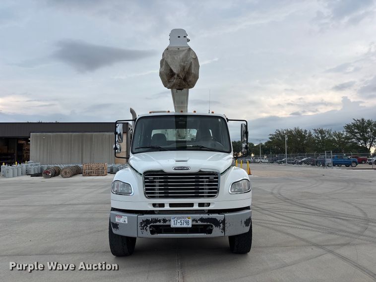 image for item FP3014 2016 Freightliner M2 bucket truck