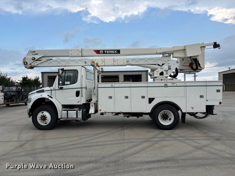 image for item FP3014 2016 Freightliner M2 bucket truck
