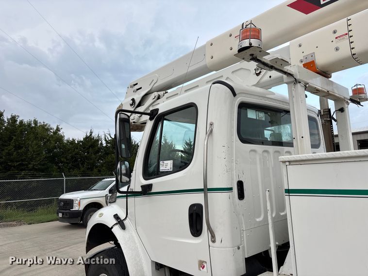 image for item FP3014 2016 Freightliner M2 bucket truck