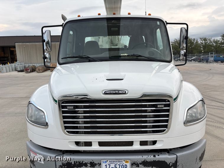 image for item FP3014 2016 Freightliner M2 bucket truck