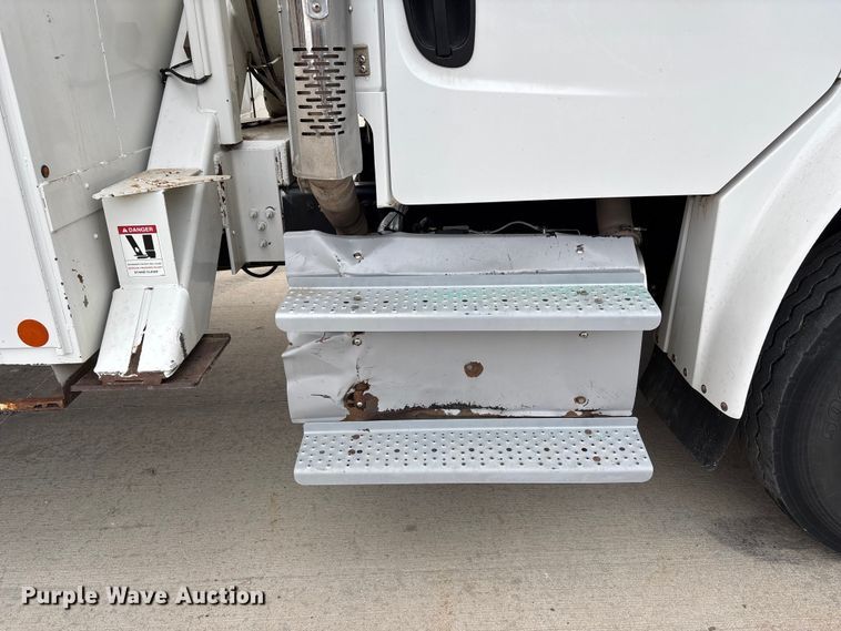 image for item FP3014 2016 Freightliner M2 bucket truck