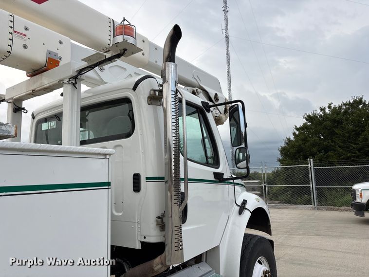 image for item FP3014 2016 Freightliner M2 bucket truck
