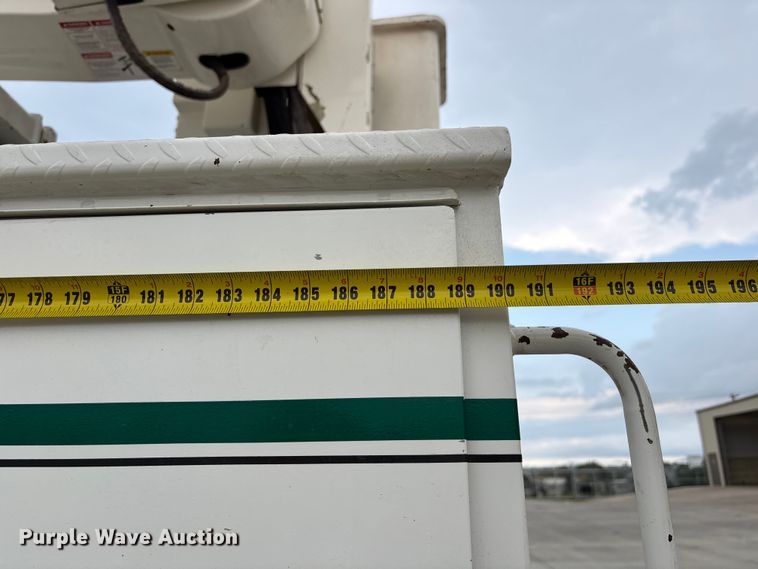 image for item FP3014 2016 Freightliner M2 bucket truck