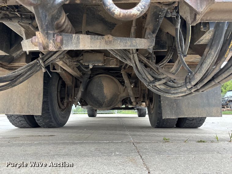 image for item FP3014 2016 Freightliner M2 bucket truck