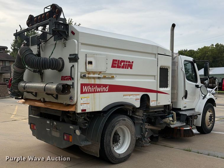 image for item FP4032 2009 Freightliner Business Class M2 street sweeper truck