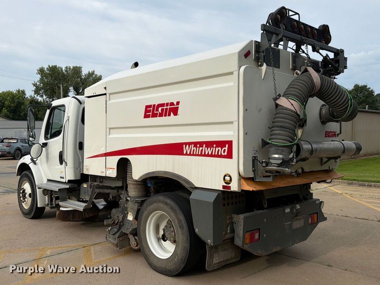 image for item FP4032 2009 Freightliner Business Class M2 street sweeper truck