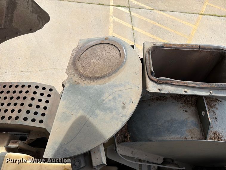 image for item FP4032 2009 Freightliner Business Class M2 street sweeper truck
