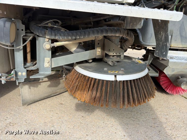 image for item FP4032 2009 Freightliner Business Class M2 street sweeper truck