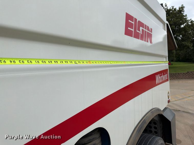 image for item FP4032 2009 Freightliner Business Class M2 street sweeper truck