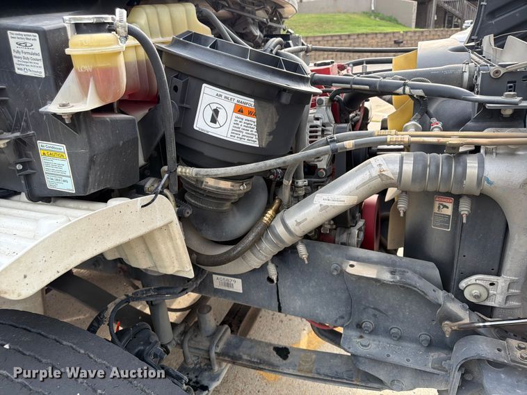 image for item FP4032 2009 Freightliner Business Class M2 street sweeper truck