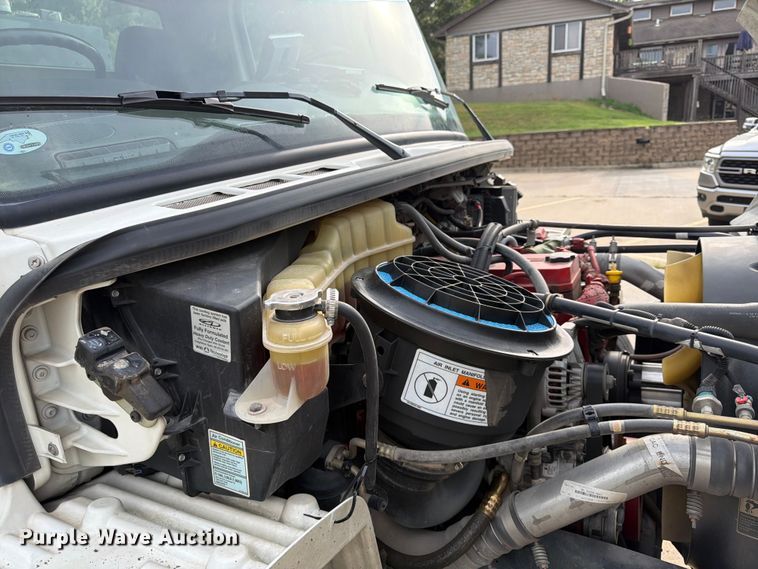 image for item FP4032 2009 Freightliner Business Class M2 street sweeper truck