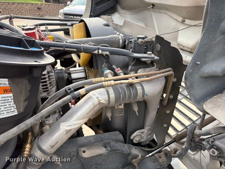 image for item FP4032 2009 Freightliner Business Class M2 street sweeper truck