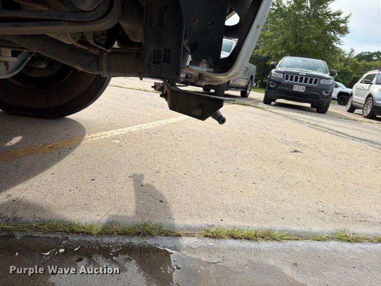 image for item FP4032 2009 Freightliner Business Class M2 street sweeper truck