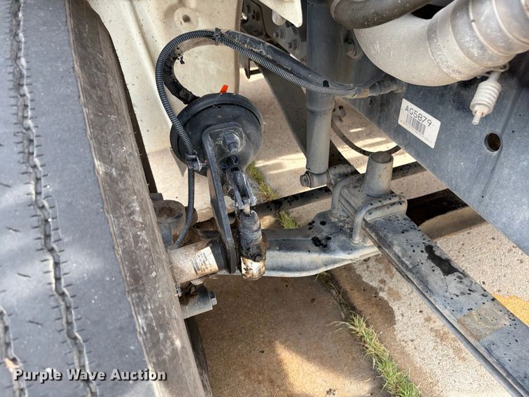 image for item FP4032 2009 Freightliner Business Class M2 street sweeper truck