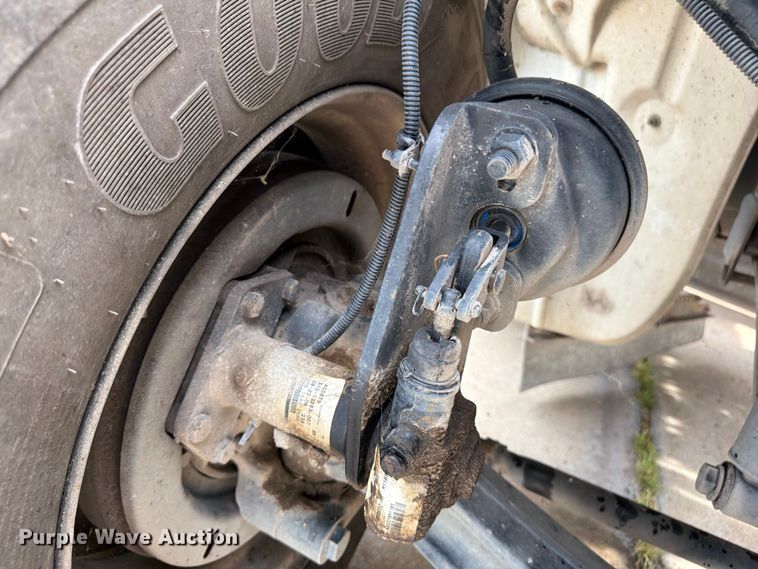 image for item FP4032 2009 Freightliner Business Class M2 street sweeper truck