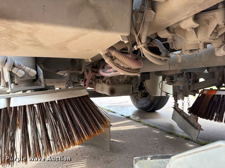 image for item FP4032 2009 Freightliner Business Class M2 street sweeper truck