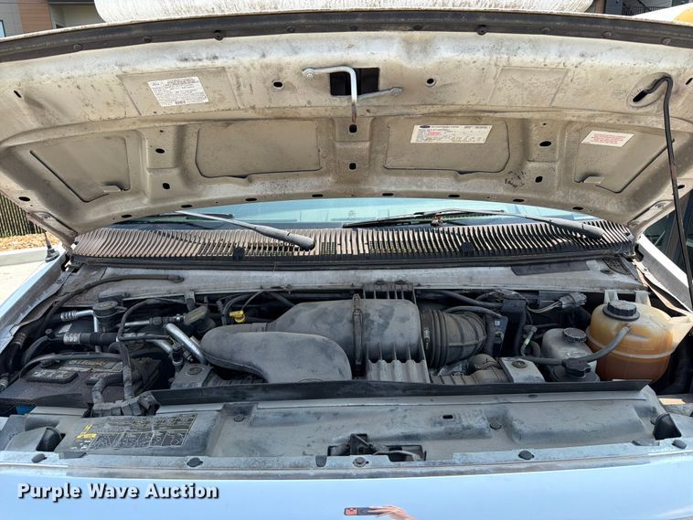image for item FT6121 2012 Ford Eldorado E350 Super Duty shuttle bus