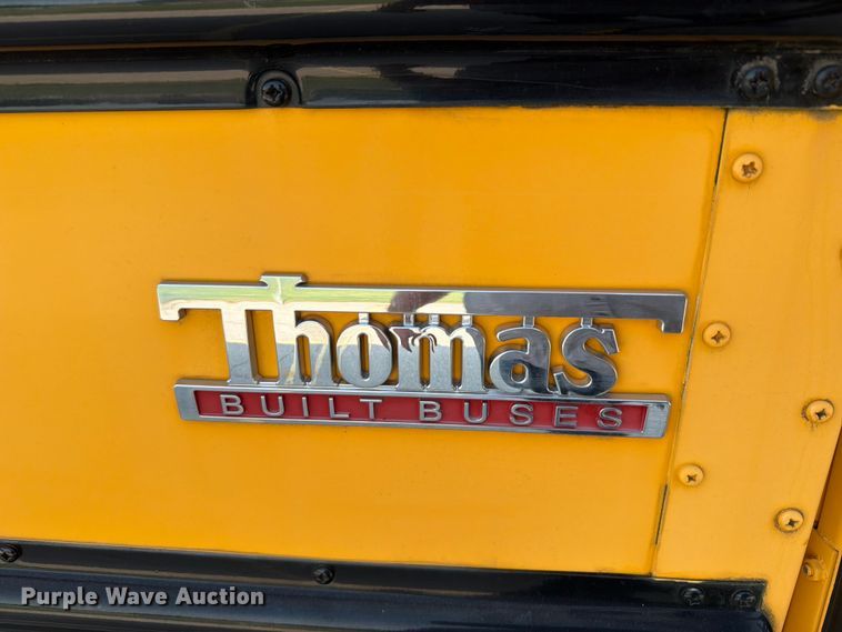 2011 Thomas Savana G3500