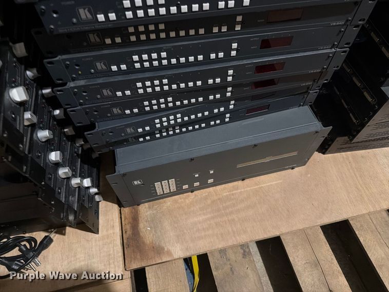 image for item FT6655 Video Switchers