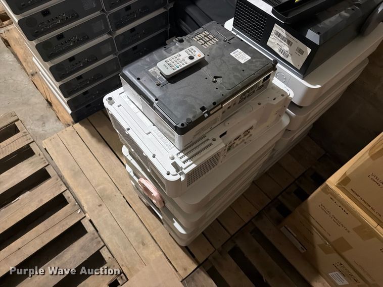 image for item FT6656 Projectors