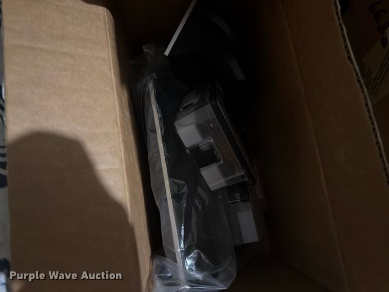 image for item FT6657 Electronics